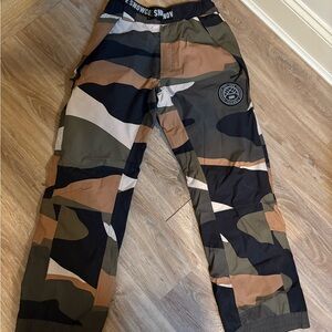 DOPE Camouflage snowboard Pants - Black, Green, Brown